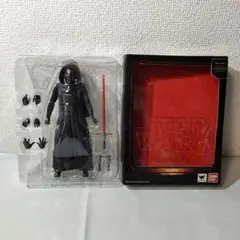 ☆　S.H.Figuarts　スターウォーズフィギュア　カイロ・レン　☆