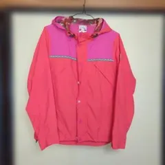 チチカカマウンテンパーカー