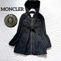 MONCLER マウンテンパーカー　ナイロンジャケット　フード　黒