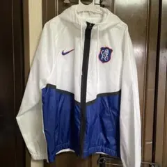 レア新品タグ付NIKE CHESEA サッカー　ウィンドブレーカー　XL（海外）