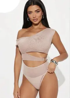 Fashion Nova❤︎ワンショルダーとオフショルのコラボメッシュボディスーツのサムネイル