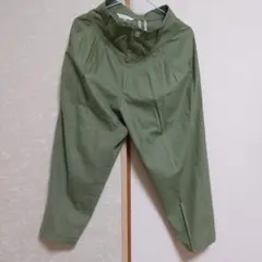 カーキ ワイドパンツ ボタン付き