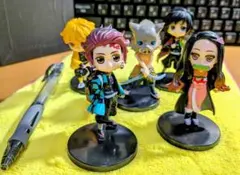 鬼滅の刃グッズ　ミニ(親指大)フィギュア5体セット