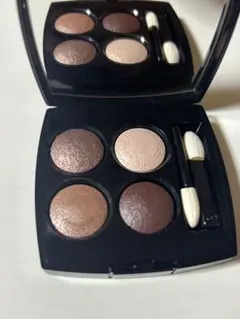 CHANEL シャネル レキャトルオンブル 226ティセリボリ