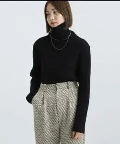 select moca タートルネックリブニット