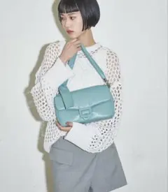 ターコイズ レザー風 ショルダーバッグ
