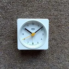 BRAUN アナログアラームクロック BNC002WHWH