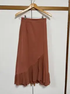 HARE アシンメトリー プリーツスカート ロング丈 テラコッタ　オレンジのサムネイル