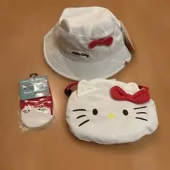 新品　Hello Kitty 耳付きハット&ポシェット&ソックス　3点セット