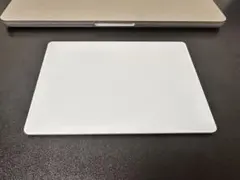 アップルMagic Trackpad 2 ホワイト