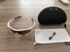 オークリーサングラス　レーダーロック パス