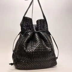 ボッテガヴェネタ 巾着ショルダーバッグ イントレチャート ブラック