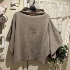 ポンチョ ニット