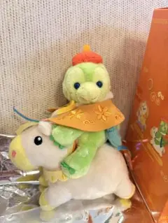 香港ディズニーランドオルメル ぬいぐるみキーチェーン - メルカリ
