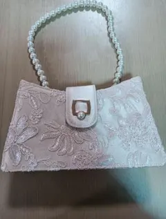 form frma　　刺繍入りパーティーバッグ ベージュ