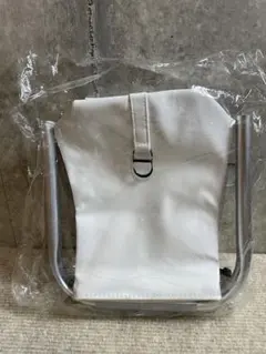 DIORのホワイトノベルティ小物入れのサムネイル