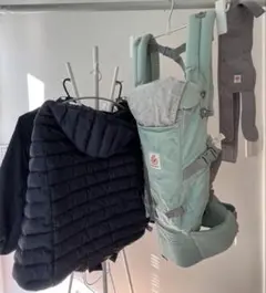 エルゴベビー （フロストミント）とダウンカバー（ネイビー）＋　カバー