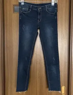 Item thumbnail for item 5c385716-45e7-42ee-a41e-9410961fa7fc