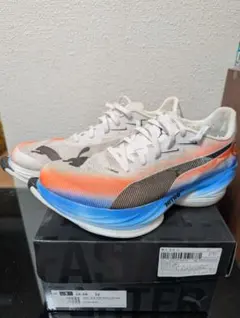 世界2000足限定 PUMA FASTROID 27cm ランニングシューズ - メルカリ