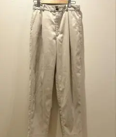 ❤️GU コーデュロイ タック パンツ オフホワイト ベージュ テーパードパンツ