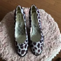 Natural Pink ヒョウ柄パンプス