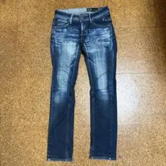 ダークブルー スキニーデニム