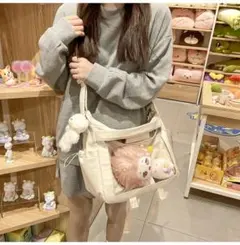 痛バッグ A4 大容量 透明窓 ぬいショルダー 隠せる 痛バ 通学 白 推し活