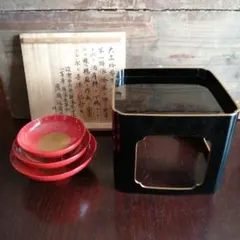 近衛連隊功勲下賜品　菊御紋三ツ組盃　梨地盃台 近衛連隊功勲下賜品 菊御紋三ツ組盃 梨地盃台 - メルカリ