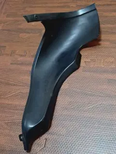 GPZ900R インナーカウル 左側用 (右側用も出品してます) 2025年最新