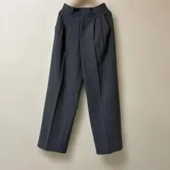 ジーユー　GU タックワイドパンツ　丈長め　タグ付き未使用