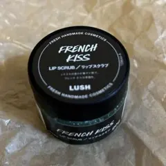 新品　LUSH フレンチキス　リップスクラブ　20g スクラブ　ラッシュのサムネイル