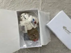 鈴木治子さんのブローチ - メルカリ