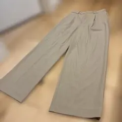 ユニクロ　ベージュ ワイドパンツ M