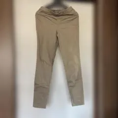 GU ベージュ ウエストゴム スリムパンツ