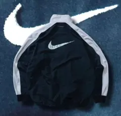 テック ナイロンジャケット