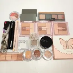 2025年最新】コスメまとめ売りの人気アイテム - メルカリ