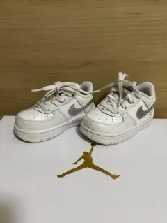 Item thumbnail for item 9122f144-8c8c-4439-849d-145176ea1d58