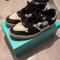 スニーカー 28cm