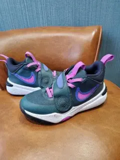 Item thumbnail for item d5825789-385f-4b7b-8235-8add6d0cfbb4