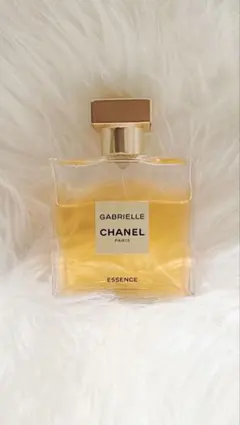 GABRIELLE CHANEL ESSENCE 香水　50㍉の3/4