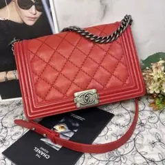 CHANEL シャネル【極美品】ボーイシャネル マトラッセ チェーンショルダーのサムネイル
