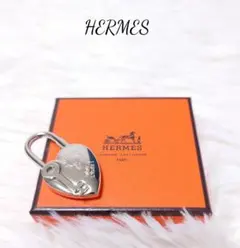 HERMES ファンタジーハート カデナ 2004年限定 シルバー メタル - メルカリ