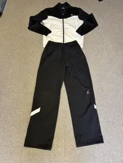 Item thumbnail for item d963fc70-4db0-4fd2-9112-b461f61413a7