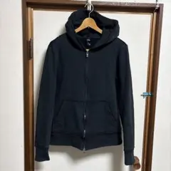 ブラック パーカー