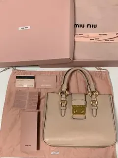 miu miu マドラス