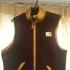 THE NORTH FACE フリースベスト ブラック/ベージュ
