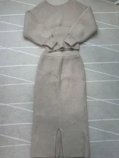 CHEEK ベージュ リブ編み スカートセットアップ