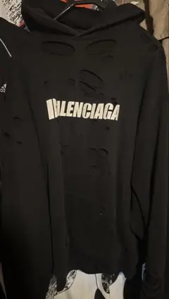 2026年最新】Balenciaga パーカー デストロイの人気アイテム - メルカリ