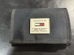 TOMMY JEANS　三つ折り財布