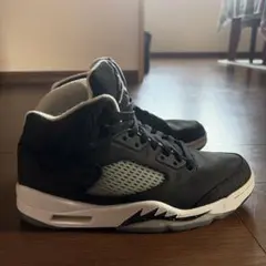NIKE AIR JORDAN 5 RETRO ブラック スニーカーのサムネイル